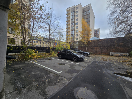 Продам трехкомнатную (3-комн.) квартиру, Черняховского ул, 23, Санкт-Петербург г