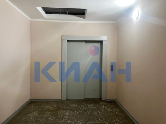 Продам однокомнатную (1-комн.) квартиру, Урванцева ул, 5, Красноярск г