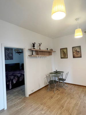 Продам двухкомнатную (2-комн.) квартиру, Столетова ул, 19, Москва г