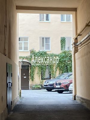 Продам двухкомнатную (2-комн.) квартиру, Реки Фонтанки наб, 32/1, Санкт-Петербург г