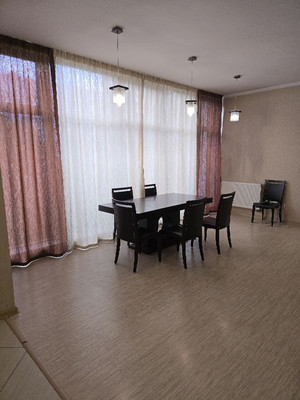 Продам трехкомнатную (3-комн.) квартиру, Красная ул, 298, Калининград г