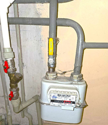 Продам трехкомнатную (3-комн.) квартиру, Красная ул, 298, Калининград г