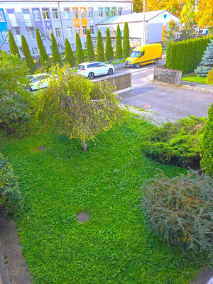 Продам трехкомнатную (3-комн.) квартиру, Красная ул, 298, Калининград г