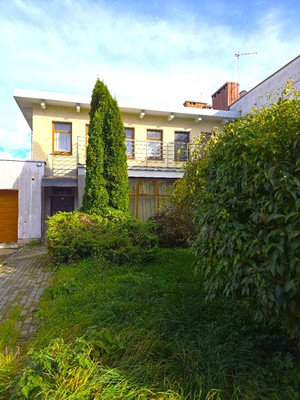 Продам трехкомнатную (3-комн.) квартиру, Красная ул, 298, Калининград г