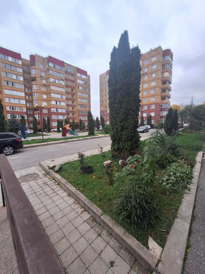 Продам трехкомнатную (3-комн.) квартиру, Т.Идарова ул, 54, Нальчик г