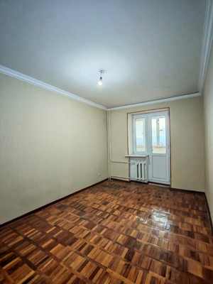 Продам трехкомнатную (3-комн.) квартиру, Т.Идарова ул, 170, Нальчик г