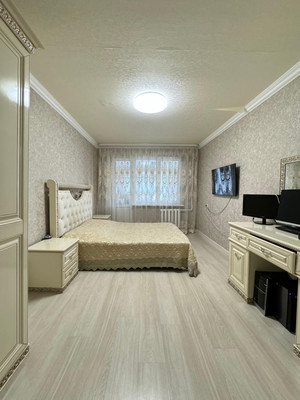 Продам трехкомнатную (3-комн.) квартиру, Ашурова ул, 30, Нальчик г