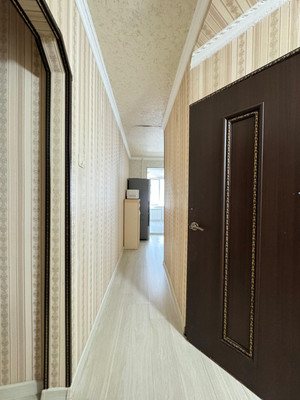 Продам трехкомнатную (3-комн.) квартиру, Ашурова ул, 30, Нальчик г