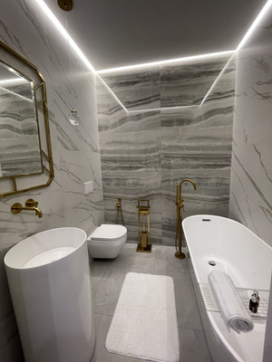 Продам однокомнатную (1-комн.) квартиру, Александра Суворова пр-кт, 19, Симферополь г