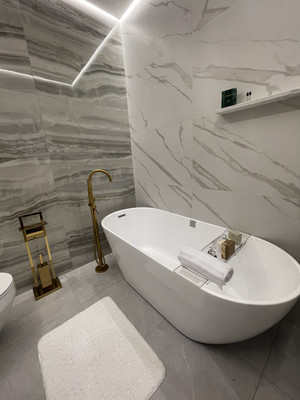 Продам однокомнатную (1-комн.) квартиру, Александра Суворова пр-кт, 19, Симферополь г