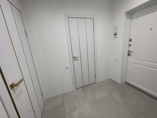 Продам однокомнатную (1-комн.) квартиру, Александра Суворова пр-кт, 19, Симферополь г