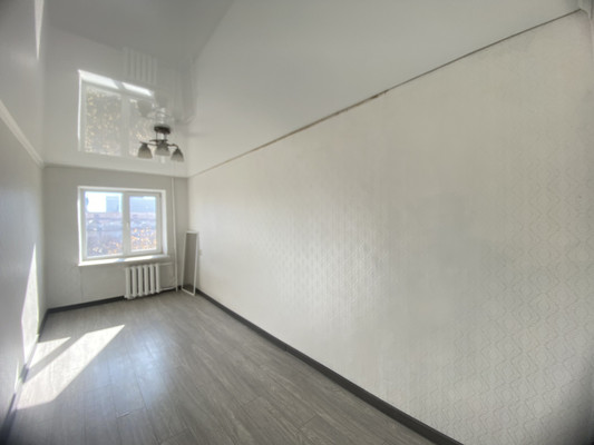 Продам трехкомнатную (3-комн.) квартиру, Ленина пр-кт, 41, Нальчик г