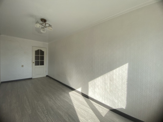 Продам трехкомнатную (3-комн.) квартиру, Ленина пр-кт, 41, Нальчик г