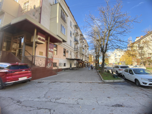 Сдам коммерческое помещение 220 м2, Ленина пр-кт, 10, Нальчик г