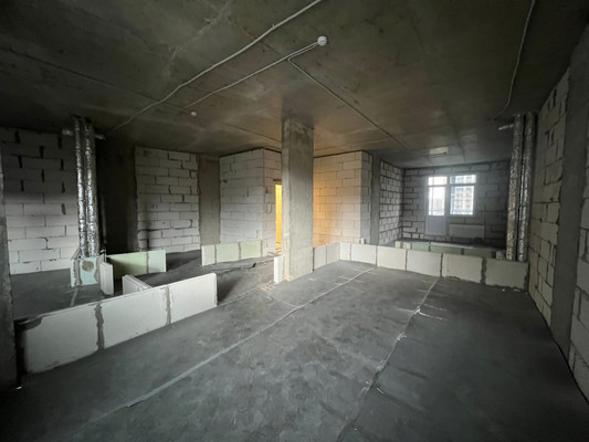 Продам двухкомнатную (2-комн.) квартиру, Академика Дыхне ул, 18, Троицк г