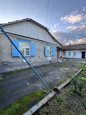 Продам землю для коммерческого использования 6,24 соток, Суворова ул, 111, Нальчик г