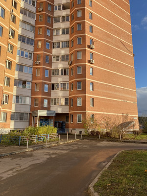 Продам двухкомнатную (2-комн.) квартиру, ДЗФС мкр, 42, Дмитров г