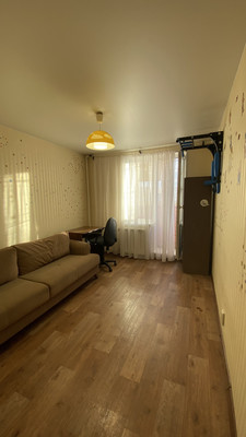 Продам двухкомнатную (2-комн.) квартиру, ДЗФС мкр, 42, Дмитров г