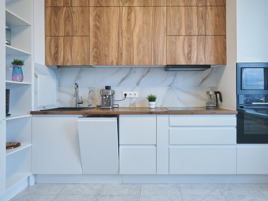 Продам трехкомнатную (3-комн.) квартиру, Плесецкая ул, 16, Санкт-Петербург г