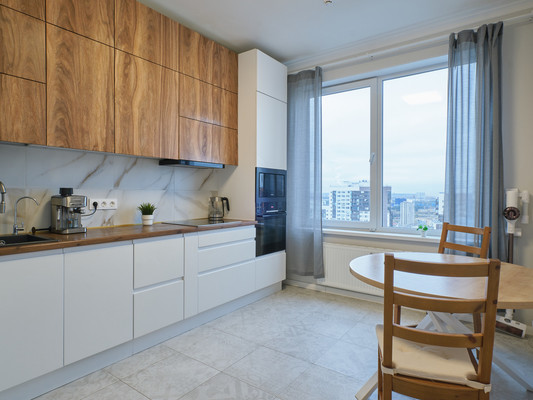 Продам трехкомнатную (3-комн.) квартиру, Плесецкая ул, 16, Санкт-Петербург г