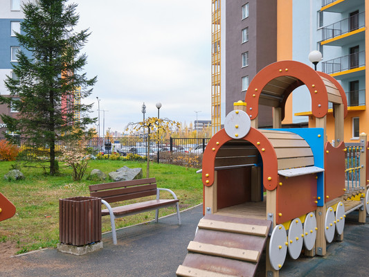 Продам трехкомнатную (3-комн.) квартиру, Плесецкая ул, 16, Санкт-Петербург г