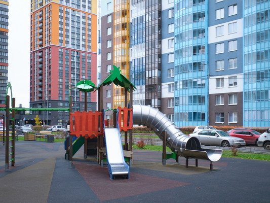 Продам трехкомнатную (3-комн.) квартиру, Плесецкая ул, 16, Санкт-Петербург г