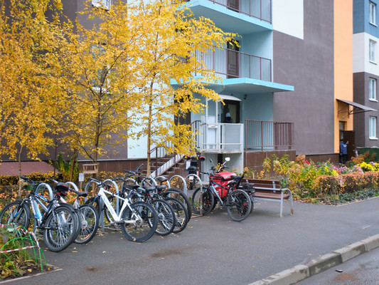 Продам трехкомнатную (3-комн.) квартиру, Плесецкая ул, 16, Санкт-Петербург г