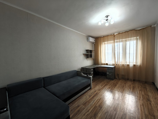 Продам однокомнатную (1-комн.) квартиру, Ленина пр-кт, 52, Новороссийск г