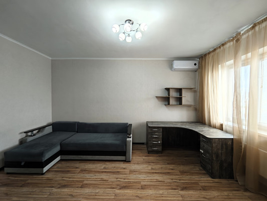 Продам однокомнатную (1-комн.) квартиру, Ленина пр-кт, 52, Новороссийск г