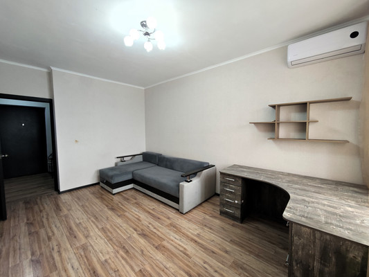 Продам однокомнатную (1-комн.) квартиру, Ленина пр-кт, 52, Новороссийск г