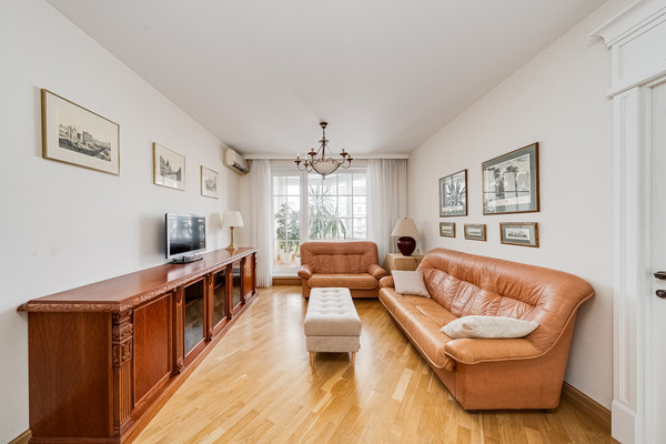 Сдам трехкомнатную (3-комн.) квартиру, Беговая ул, 6, Москва г