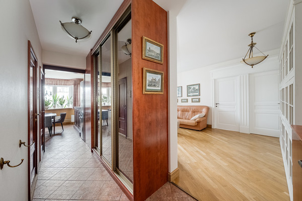 Сдам трехкомнатную (3-комн.) квартиру, Беговая ул, 6, Москва г