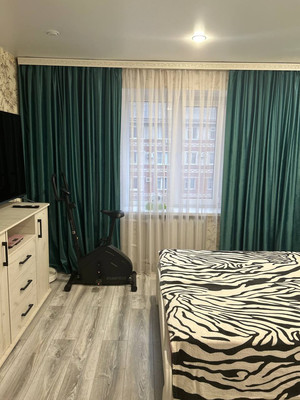 Продам двухкомнатную (2-комн.) квартиру, Ленина ул, 29, Апшеронск г