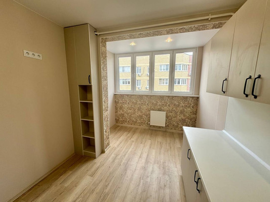 Продам однокомнатную (1-комн.) квартиру, Крестьянская ул, 27к4, Анапа г