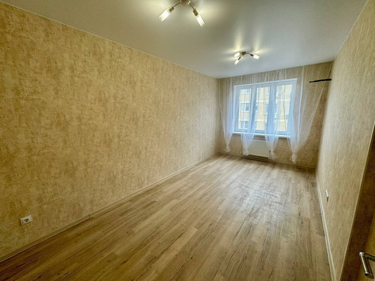 Продам однокомнатную (1-комн.) квартиру, Крестьянская ул, 27к4, Анапа г