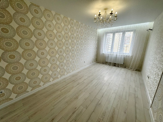 Продам двухкомнатную (2-комн.) квартиру, Крестьянская ул, 27к2, Анапа г