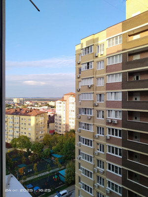 Продам двухкомнатную (2-комн.) квартиру, Крестьянская ул, 27к2, Анапа г