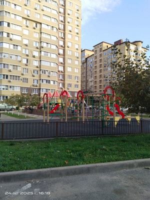 Продам двухкомнатную (2-комн.) квартиру, Крестьянская ул, 27к2, Анапа г