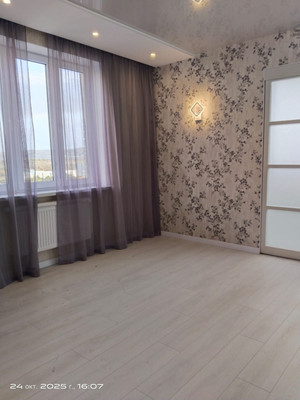 Продам двухкомнатную (2-комн.) квартиру, Крестьянская ул, 27к2, Анапа г