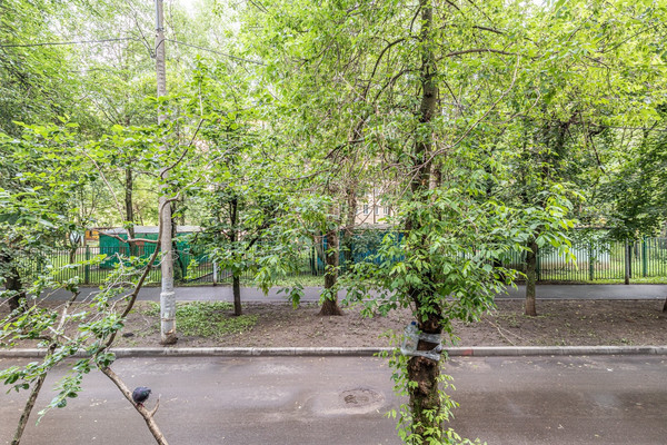 Продам двухкомнатную (2-комн.) квартиру, Новаторов ул, 40к2, Москва г