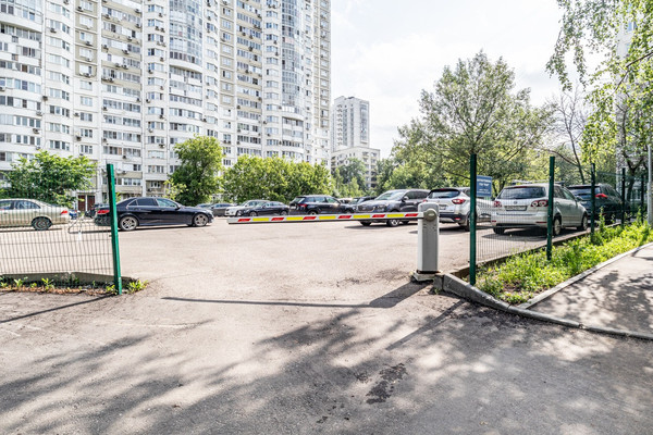 Продам двухкомнатную (2-комн.) квартиру, Новаторов ул, 40к2, Москва г