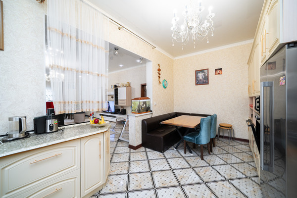 Продам коттедж, Катюшки ул, 7, Лобня г, 0 км от города