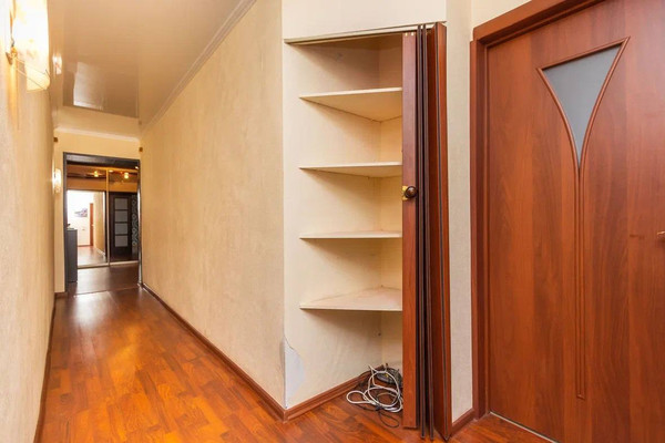 Продам трехкомнатную (3-комн.) квартиру, Маршала Жукова ул, 22, Уфа г