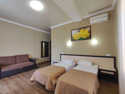 Продам гостиницу 18,9 м2, Лазурная ул, 11, Витязево с