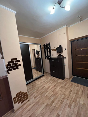 Продам однокомнатную (1-комн.) квартиру, Космонавтов пр-кт, 37, Ростов-на-Дону г