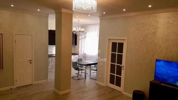 Продам двухкомнатную (2-комн.) квартиру, Александра Невского проезд, 5, Ильинское-Усово п