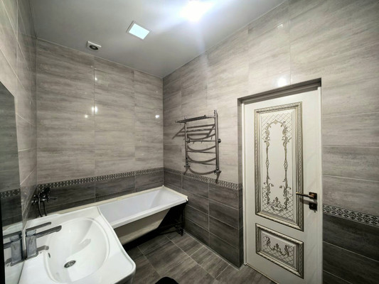 Продам дом, Братьев Дигешевых ул, 118, Нальчик г, 0 км от города