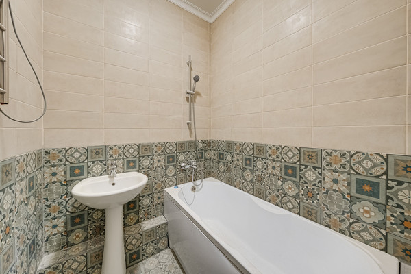 Продам двухкомнатную (2-комн.) квартиру, Липовая ул, 4к1, Николо-Урюпино с