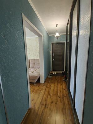 Продам двухкомнатную (2-комн.) квартиру, Ленина ул, 109, Белореченск г