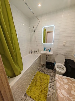 Продам трехкомнатную (3-комн.) квартиру, Мира ул, 8, Люберцы г